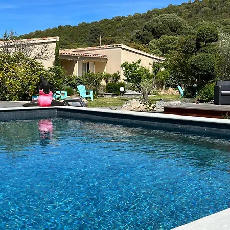 Ferienhaus Chaleureuse Au Coeur D'un Parc Tres Fleuris Porto-Vecchio (Corsica)
